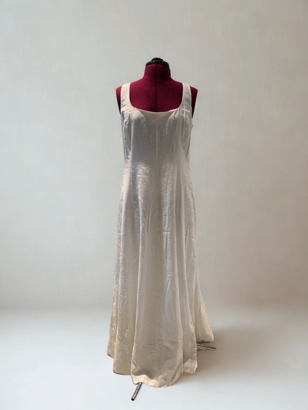 Linen Blend Maxi Dress - Picture 3 of 5